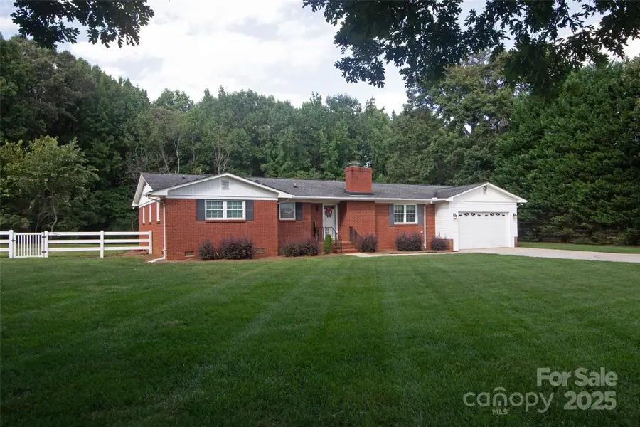 14601 Phillips Road, Matthews, NC 28105 - Image #3