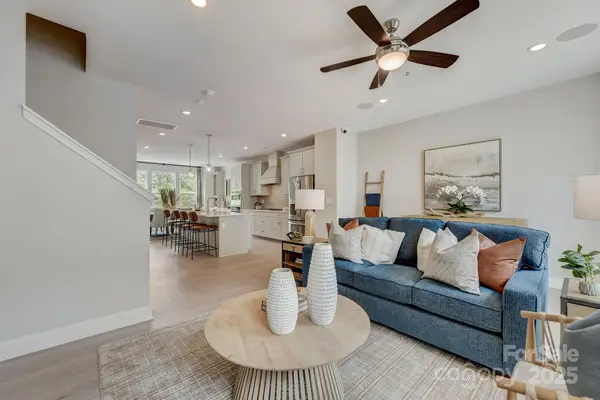 9458 Senator Royall Drive, Charlotte, NC 28262