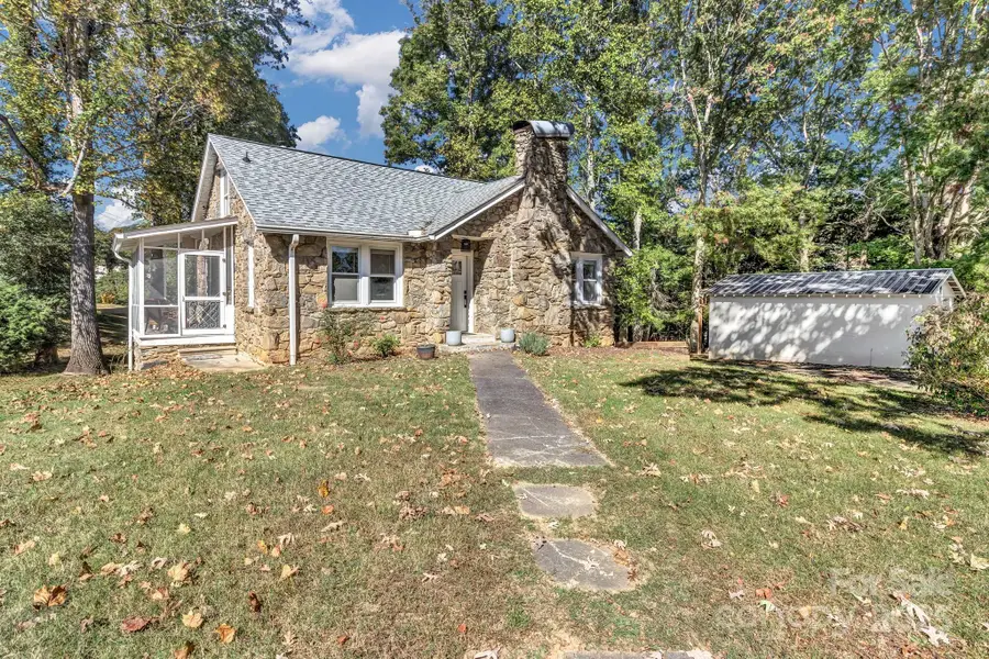 14 Mineral Springs Road, Asheville, NC 28805 - Image #2