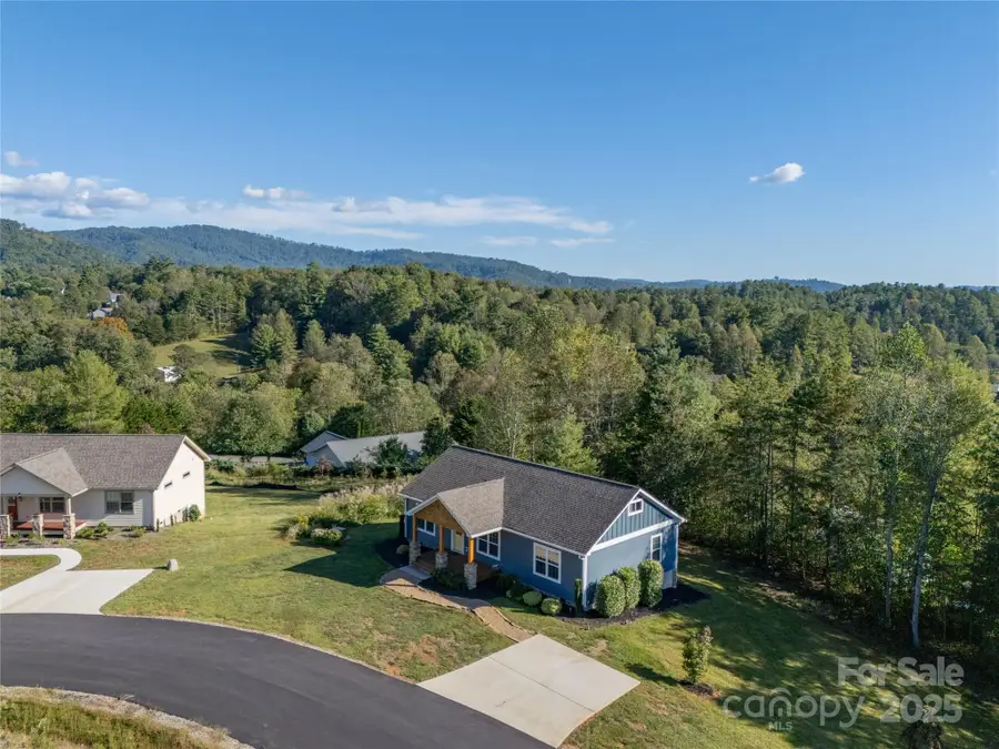 105 Bluebell Ridge Lane, Weaverville, NC 28787 - Image #3