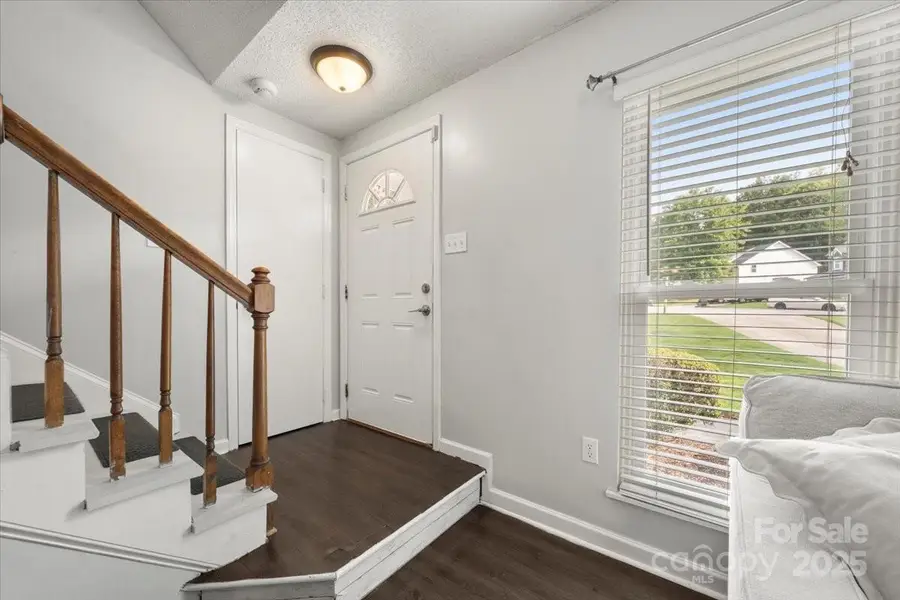 11601 Calgary Drive, Charlotte, NC 28215 - Image #2