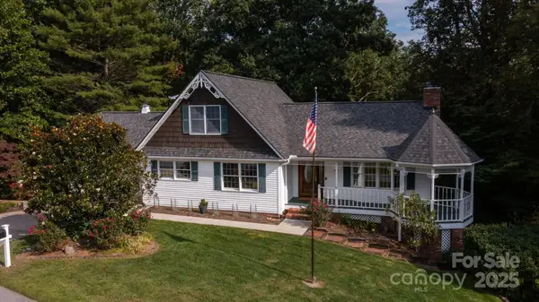 168 Mountain Valley Drive, Hendersonville, NC 28739