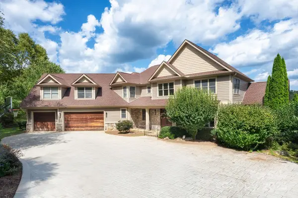 31 Bradford Vistas Drive, Fletcher, NC 28732