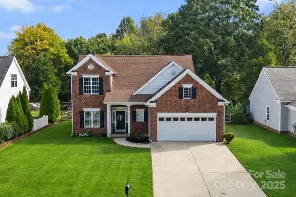 11403 Ridge Oak Drive, Charlotte, NC 28273