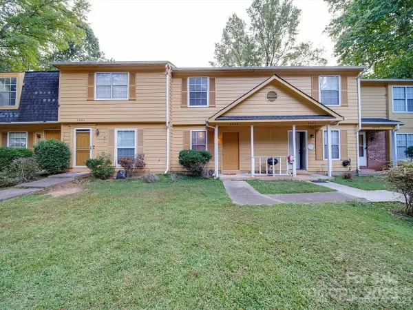 4044 Briarhill Drive, Charlotte, NC 28215