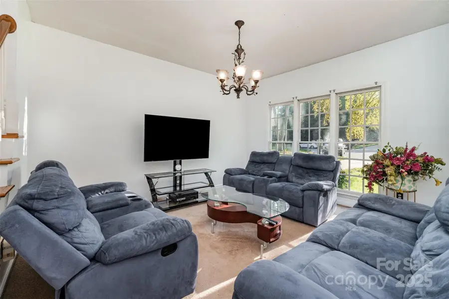 10912 Partridge Cross Lane, Charlotte, NC 28214 - Image #3