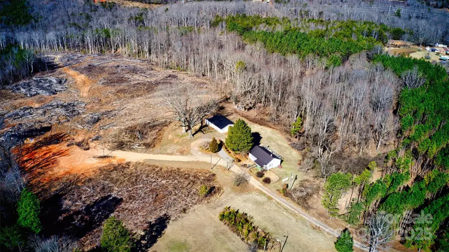 160 Sharpe Farm Drive, Statesville, NC 28625 - Image #3