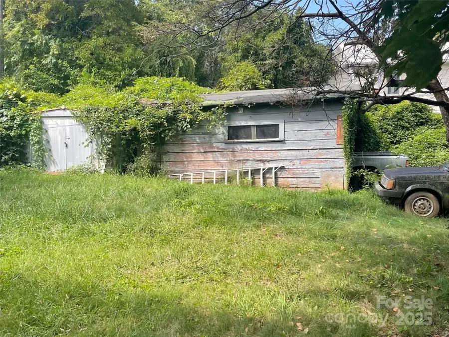 253 Haywood Road, Asheville, NC 28806 - Image #3