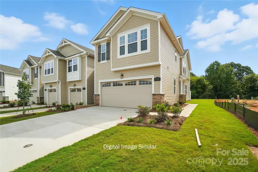7006 Hodges Meadow Lane, Charlotte, NC 28213 - Image #2