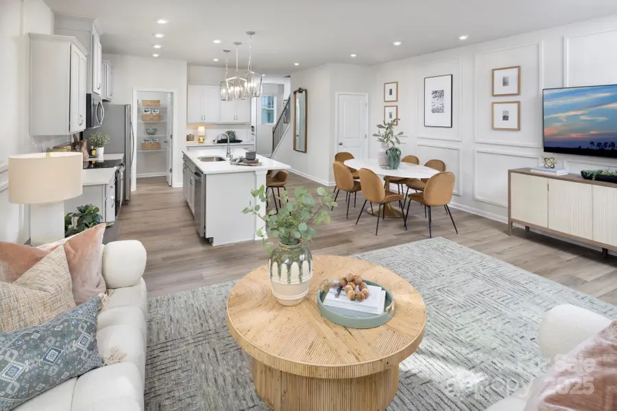 7411 Hodges Meadow Lane, Charlotte, NC 28213 - Image #2