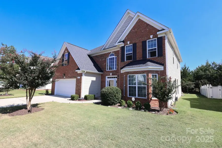 13017 Neely Glen Drive, Charlotte, NC 28278 - Image #2