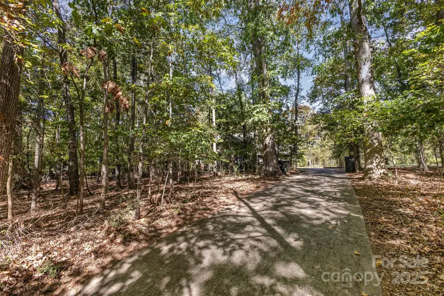 4529 Creemore Drive, Charlotte, NC 28213 - Image #3