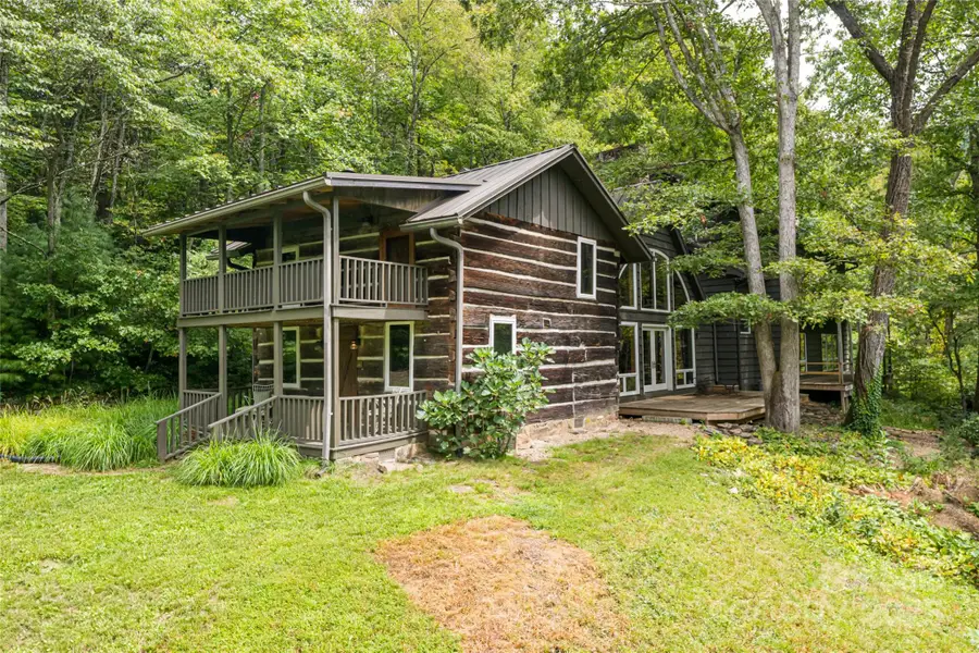 147 Dye Leaf Road, Fairview, NC 28730 - Image #2
