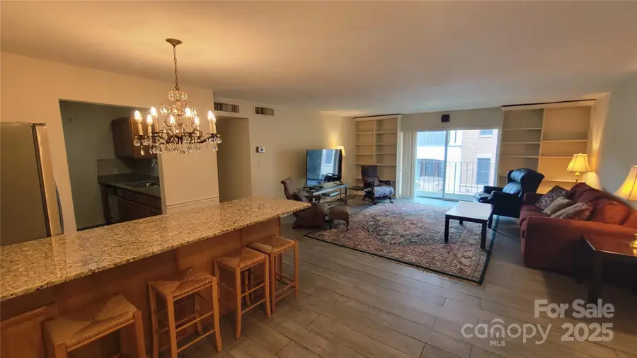 1323 Queens Road #320, Charlotte, NC 28207 - Image #2