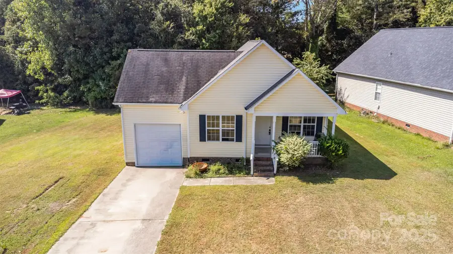 1001 Loch Lomond Circle, Concord, NC 28025 - Image #2