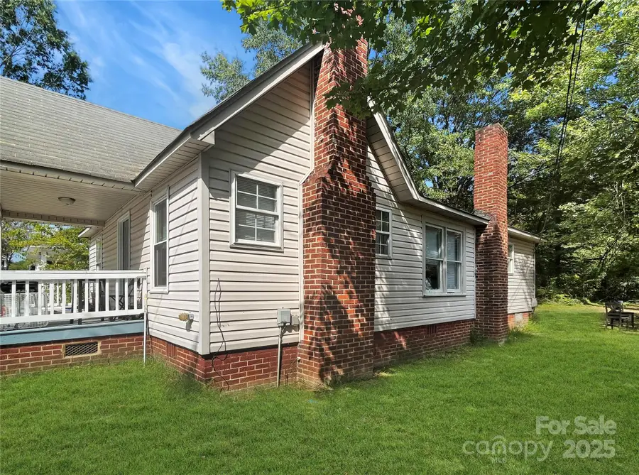 112 Crowell Drive Nw, Concord, NC 28025 - Image #2