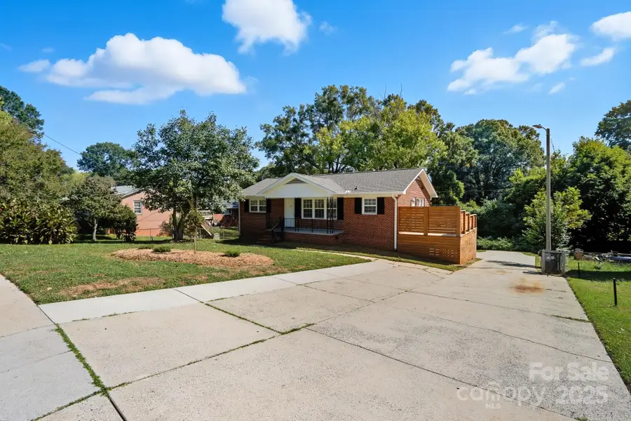 822 Yuma Street, Charlotte, NC 28213 - Image #2