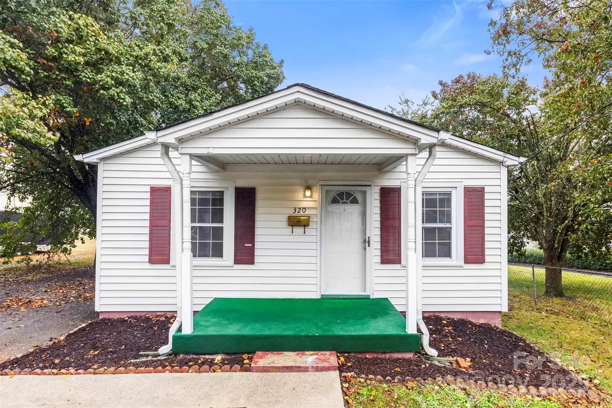 320 S Gaston Street, Dallas, NC 28034 - #1