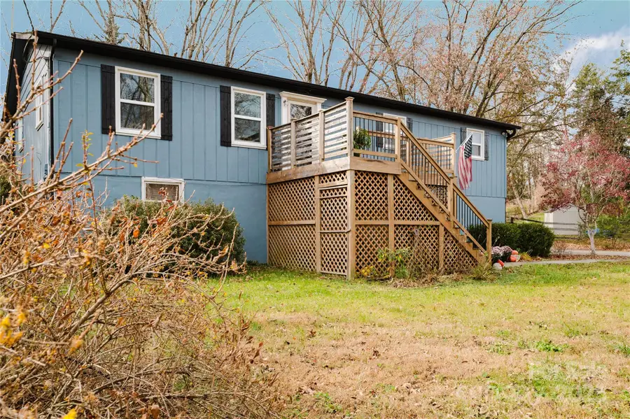 20 Ridgeway Drive, Flat Rock, NC 28731 - Image #3