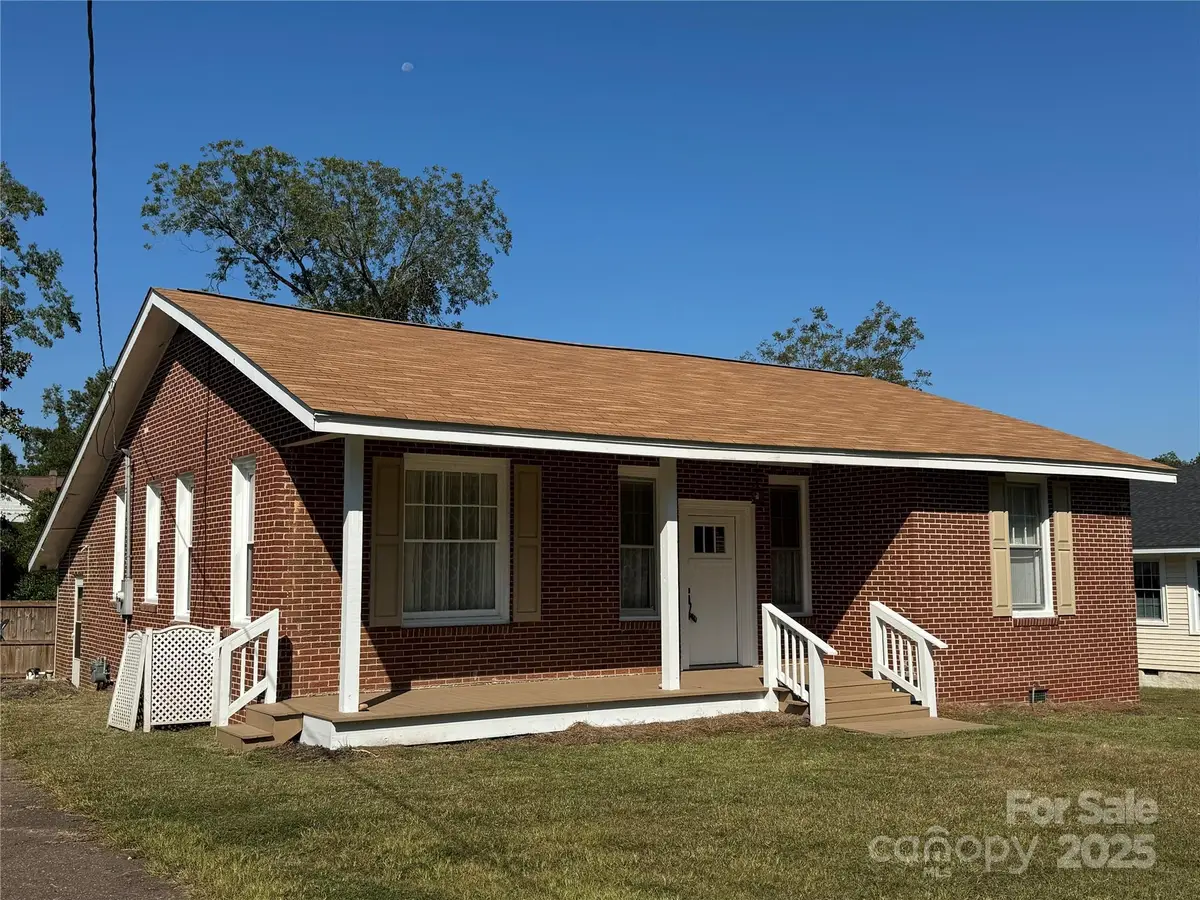 215 Church Street, Edgefield, SC 29824 - Image #1