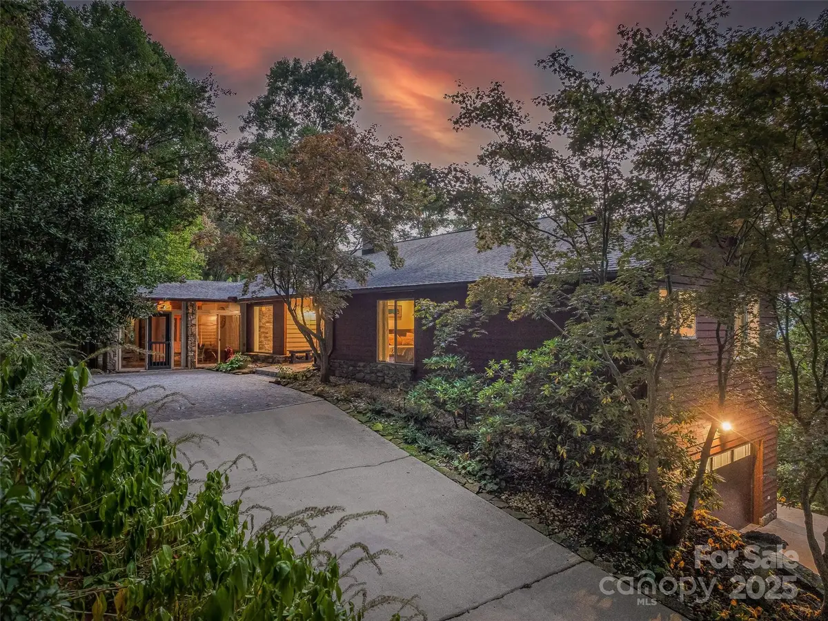 605 Upper Sondley Drive, Asheville, NC 28805 - Image #1