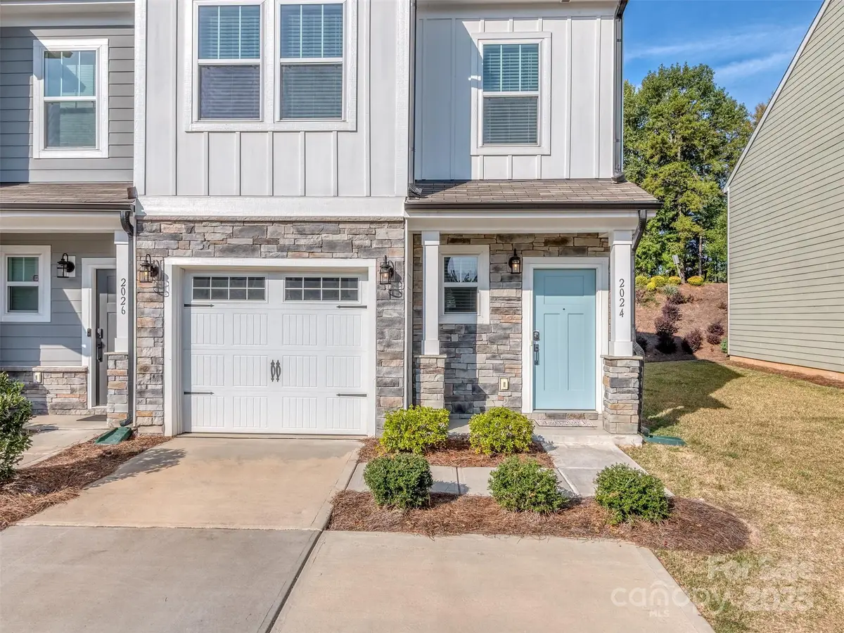 2024 Crooked Oak Lane, York, SC 29745 - Image #1