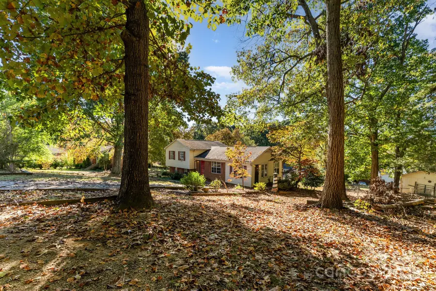 2300 Oakstone Circle, Gastonia, NC 28052 - Image #2