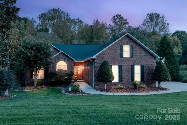 199 River Birch Circle, Mooresville, NC 28115