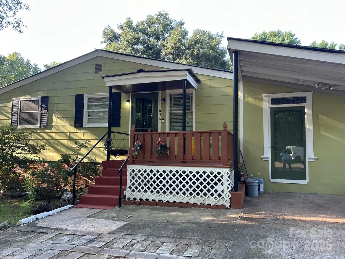 636 Sheryl Circle, Charlotte, NC 28217 - Image #1