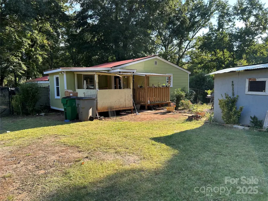 636 Sheryl Circle, Charlotte, NC 28217 - Image #3