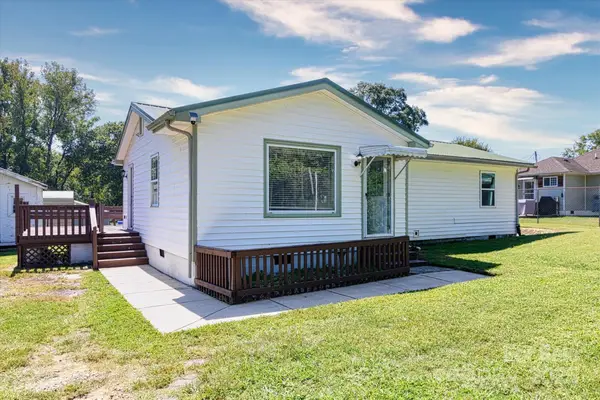 408 E Catawba Avenue, Mount Holly, NC 28120