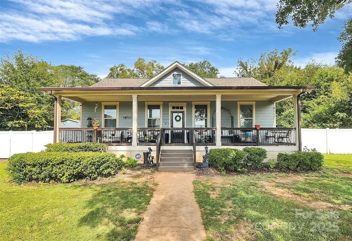 911 Earl Street, Shelby, NC 28150 - Image #1