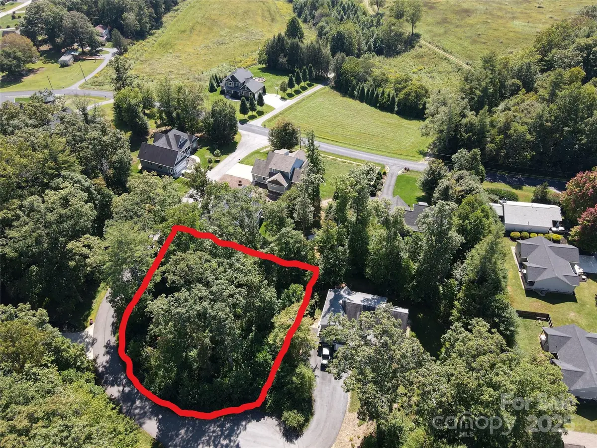 89 Hamilton Woods Lane, Etowah, NC 28729 - Image #1