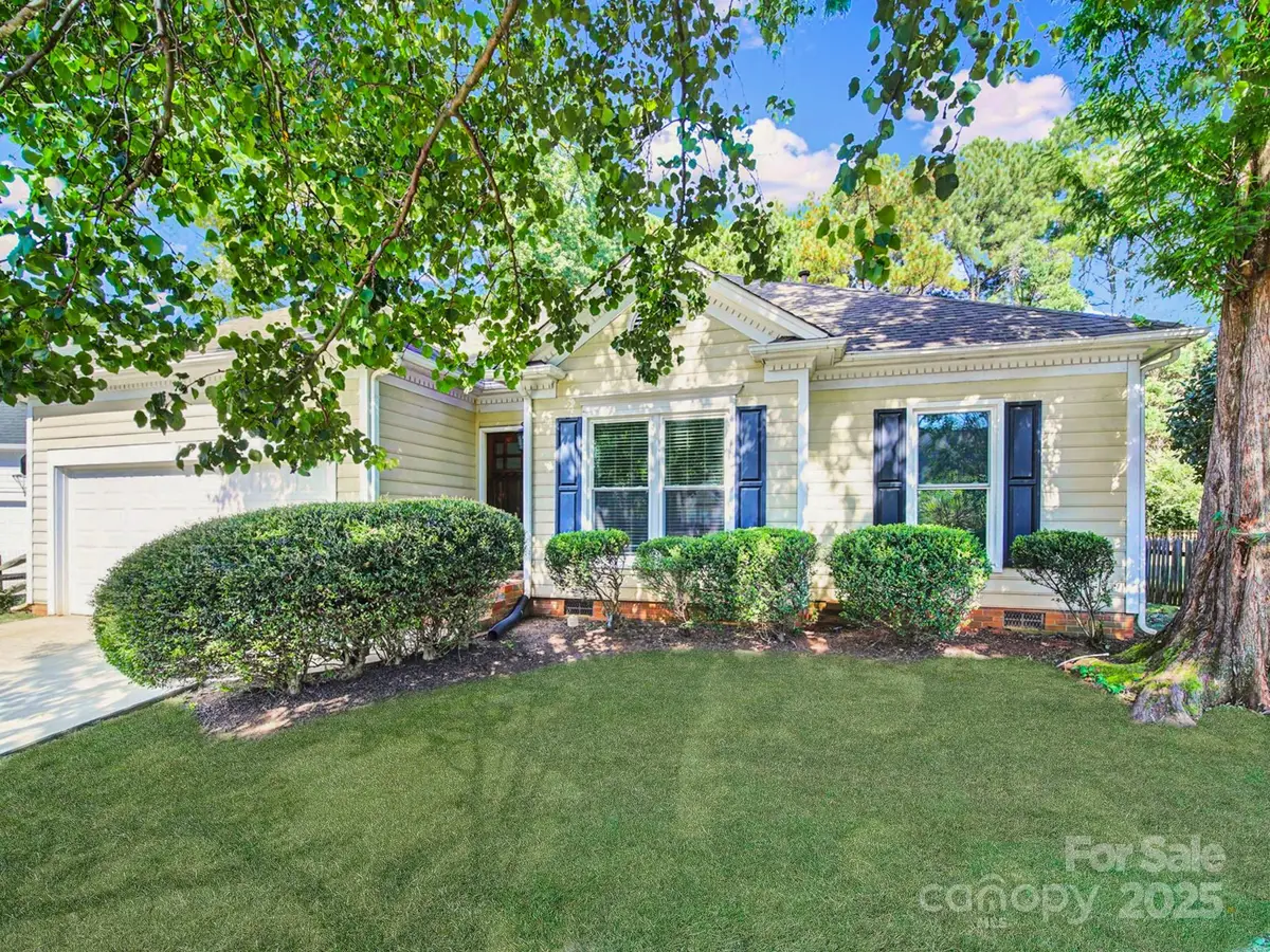 9532 Arborview Court, Charlotte, NC 28269 - Image #1