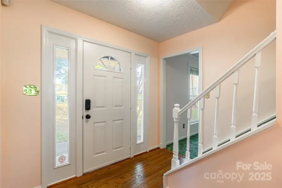 306 Parklake Court, Pineville, NC 28134 - Image #3