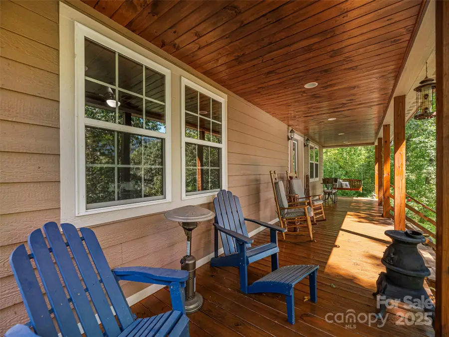 27 Little Roundtop Road, Clyde, NC 28721 - Image #3