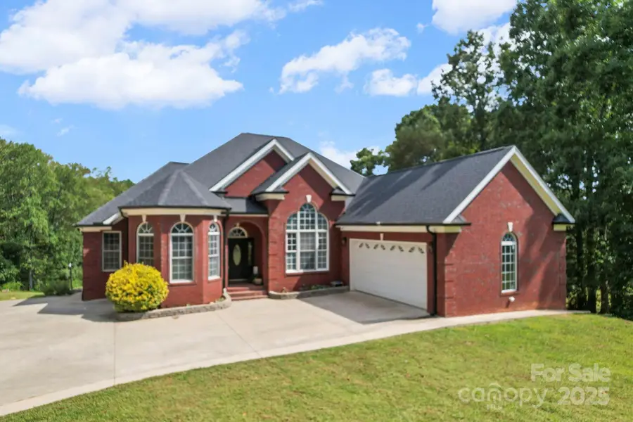 125 Country Creek Drive, Kings Mountain, NC 28086 - Image #3