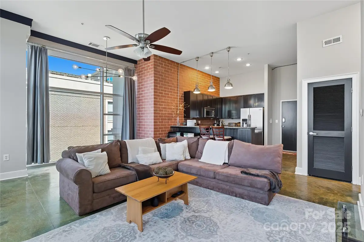 710 W Trade Street #701, Charlotte, NC 28202 - Image #1