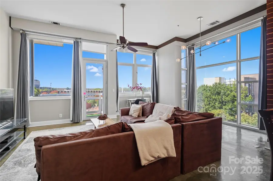 710 W Trade Street #701, Charlotte, NC 28202 - Image #3