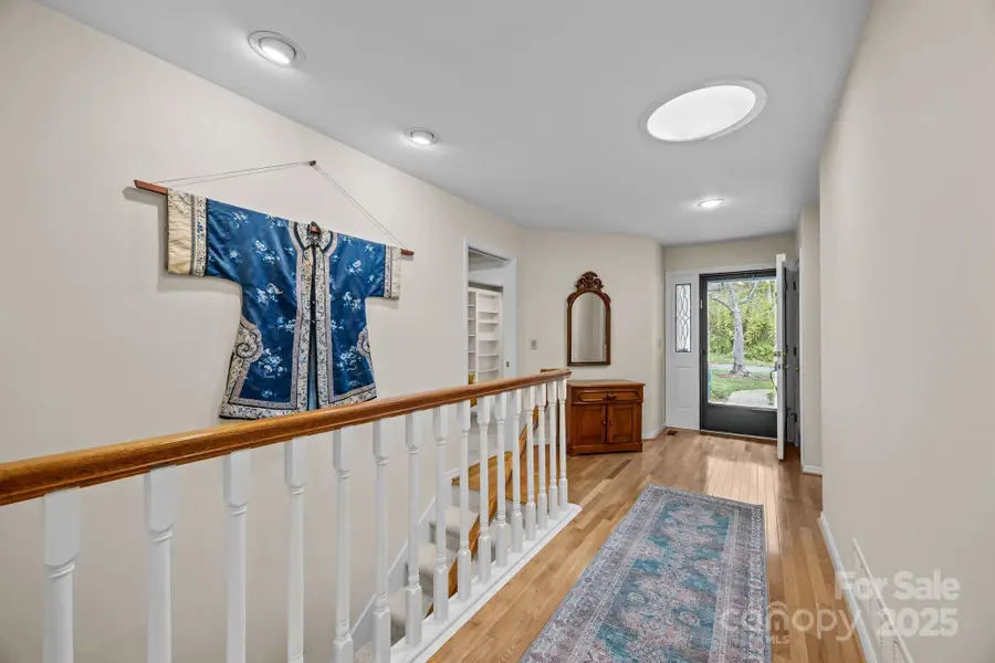 68 Stony Ridge, Asheville, NC 28804 - Image #3