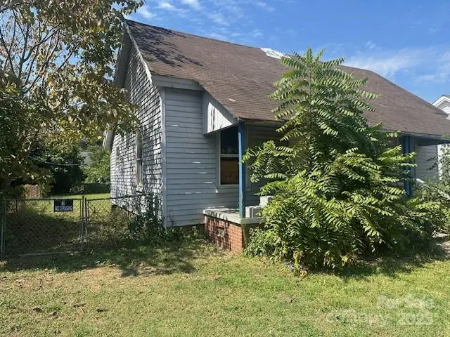 407 Florence Street, Clinton, SC 29325 - Image #2