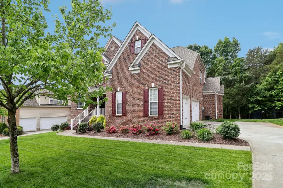 9034 Kensington Forest Drive, Harrisburg, NC 28075 - Image #2