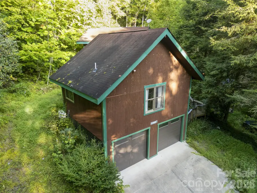 70 Stonegate Trail, Leicester, NC 28748 - Image #2