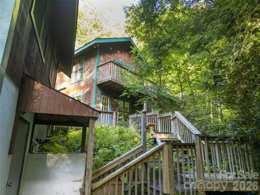 70 Stonegate Trail, Leicester, NC 28748 - Image #3