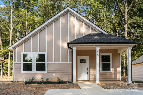 215 E Division Avenue, Salisbury, NC 28144