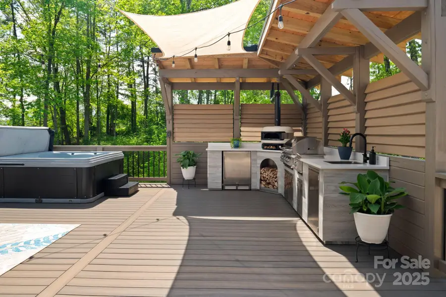 7 Grizzly Drive, Leicester, NC 28748 - Image #3