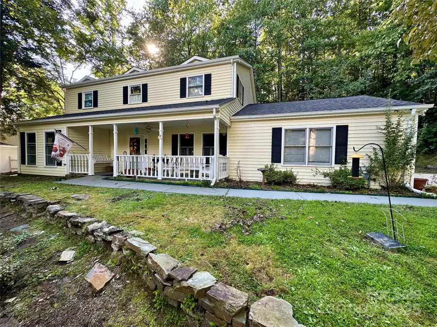 1003 Edinburg Court, Lenoir, NC 28645 - Image #2