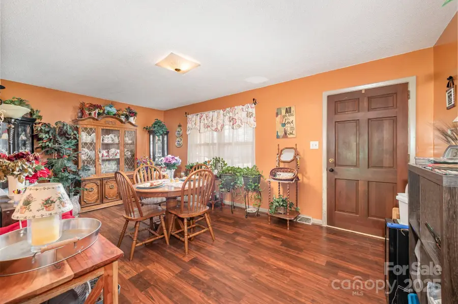 2415 Heavner Road, Lincolnton, NC 28092 - Image #2
