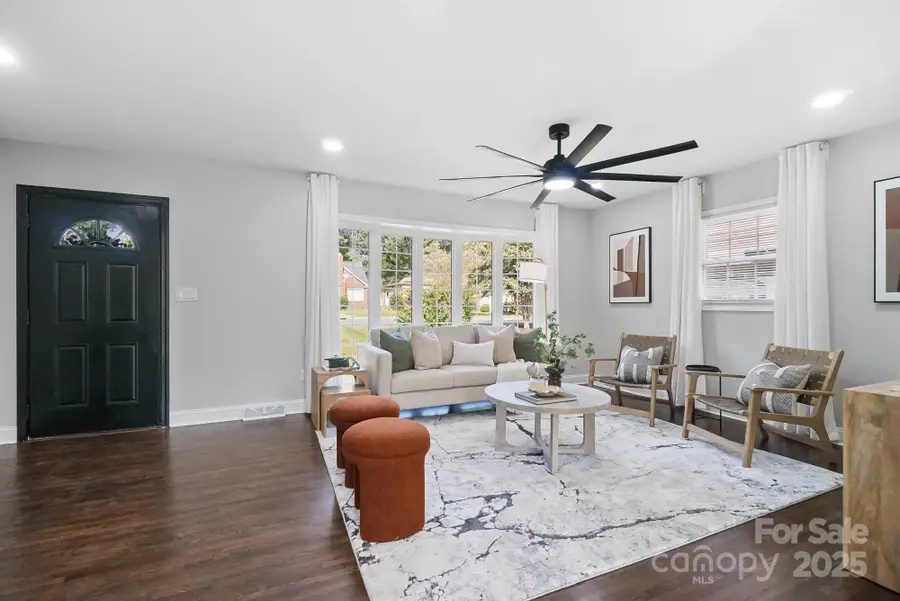 1715 Washington Avenue, Charlotte, NC 28216 - Image #3