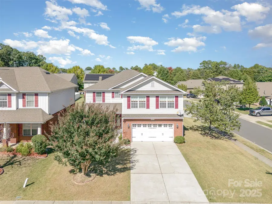 14725 Vaughan Drive, Charlotte, NC 28273 - Image #2